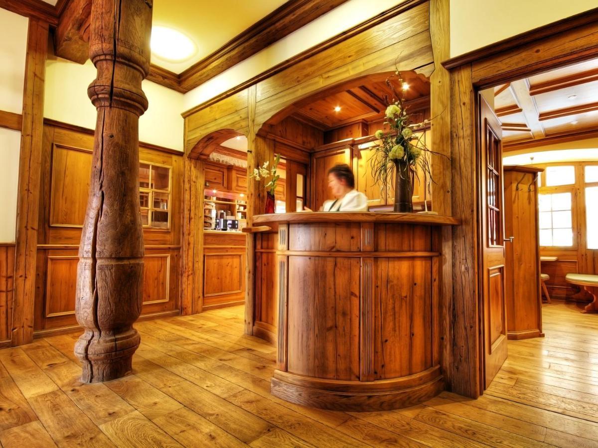 Hotel-Gasthof Neumuehle Kreenheinstetten エクステリア 写真
